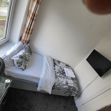 Petal Rm3 Leeds (West Yorkshire) Exterior foto