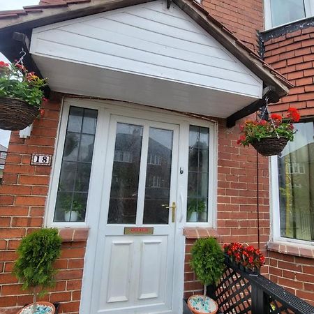 Petal Rm3 Leeds (West Yorkshire) Exterior foto